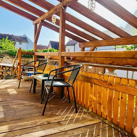 Altstadt Apartment Mit Terrasse Mainbernheim Bagian luar foto